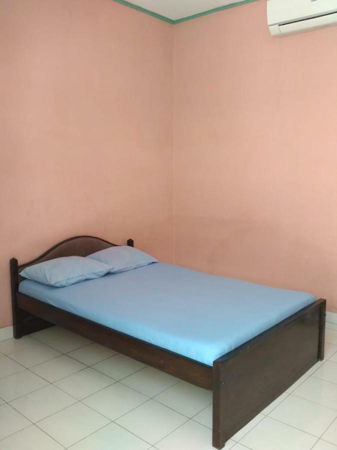 Ismoyo Hotel Yogyakarta Zimmer foto
