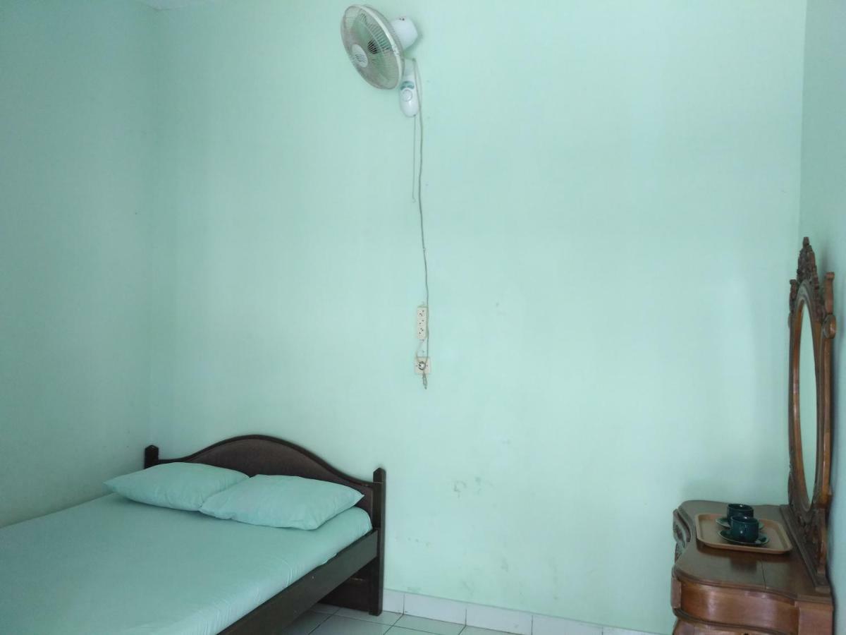 Ismoyo Hotel Yogyakarta Exterior foto
