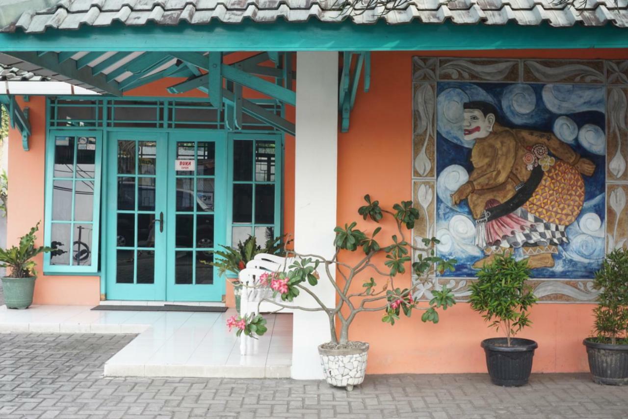 Ismoyo Hotel Yogyakarta Exterior foto